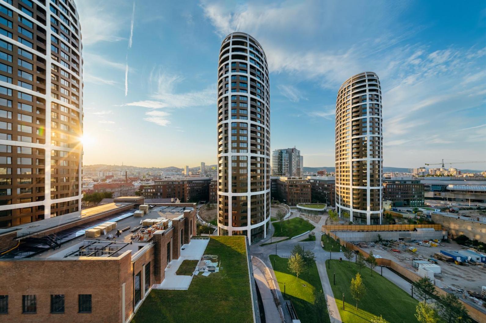 Elegant Escape Apartment I - City Centre 브라티슬라바 외부 사진